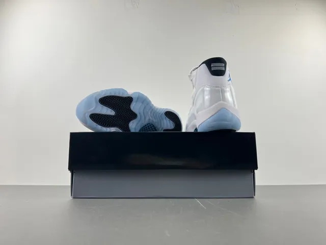 Air Jordan 11 White and Light Blue Basketball Shoes 3