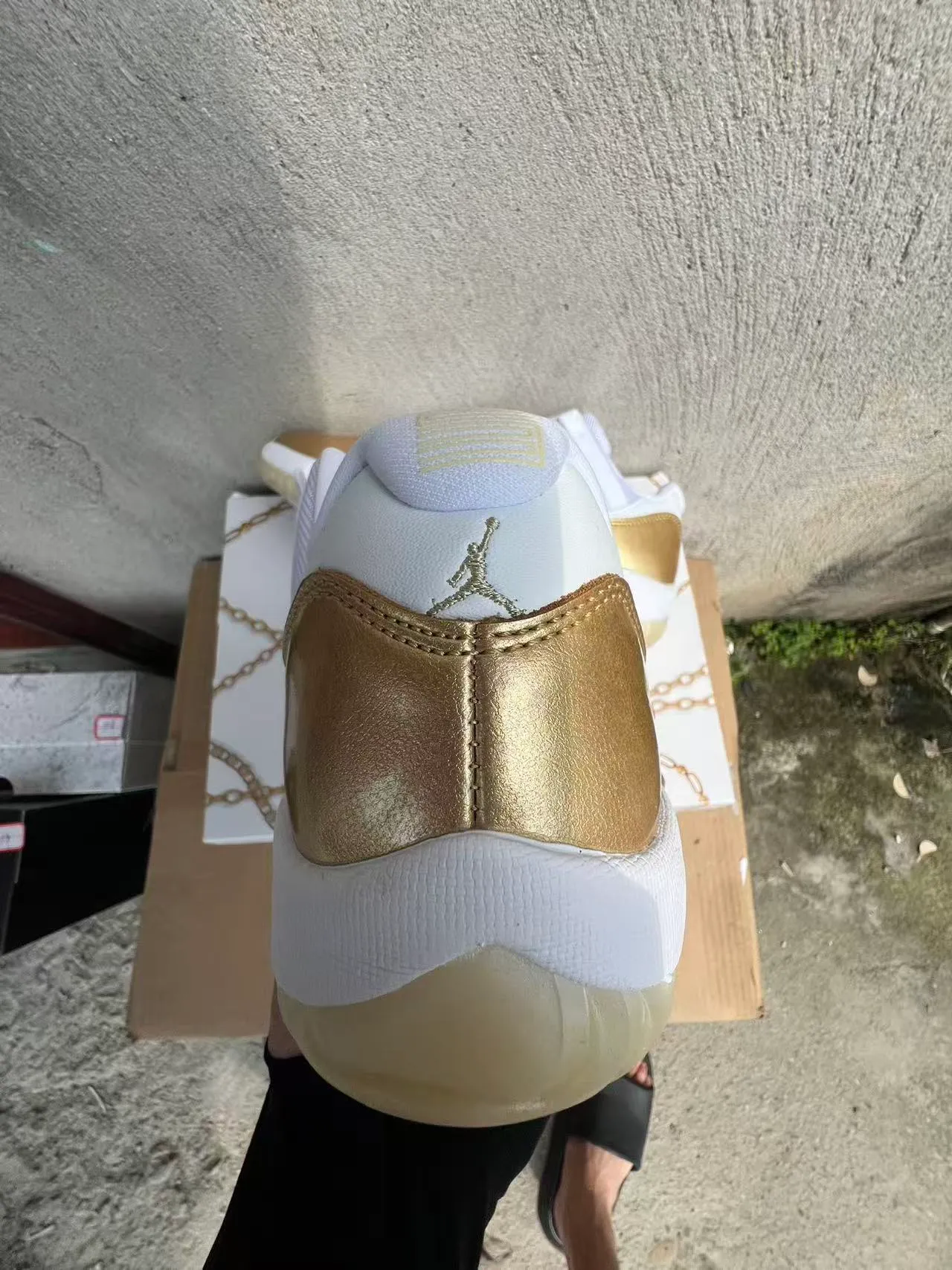 Air Jordan 11 White Gold Patent Leather Basketball Shoes 8