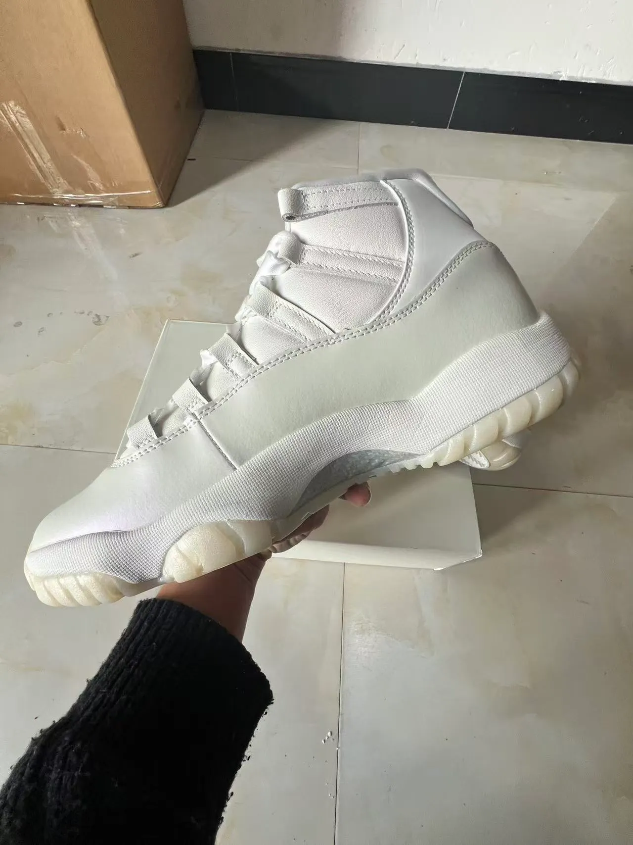 Air Jordan 11 White Patent Leather High-Top Basketball Shoes 5