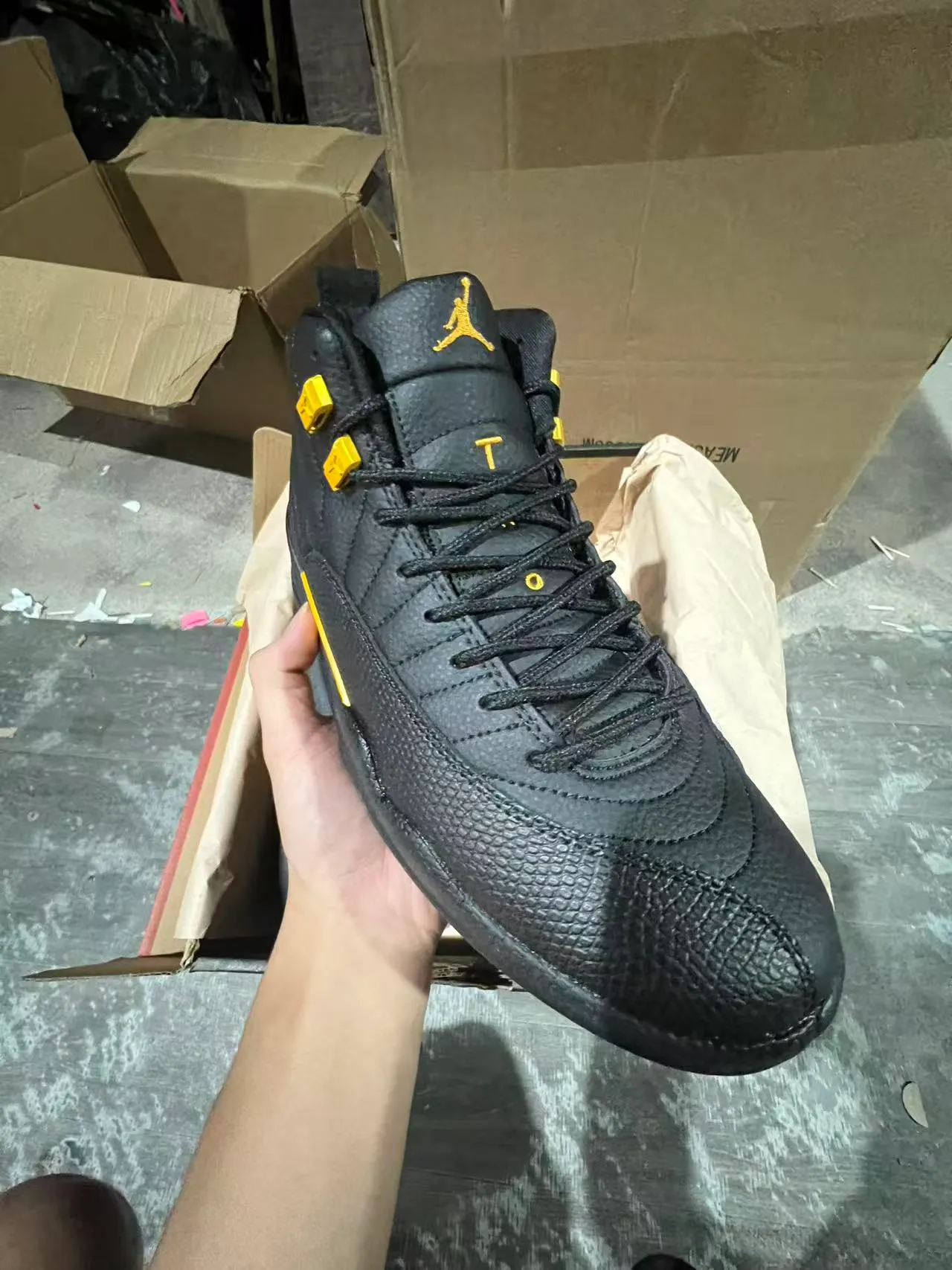 Air Jordan 12 Black Yellow Jumpman Basketball Shoes 2