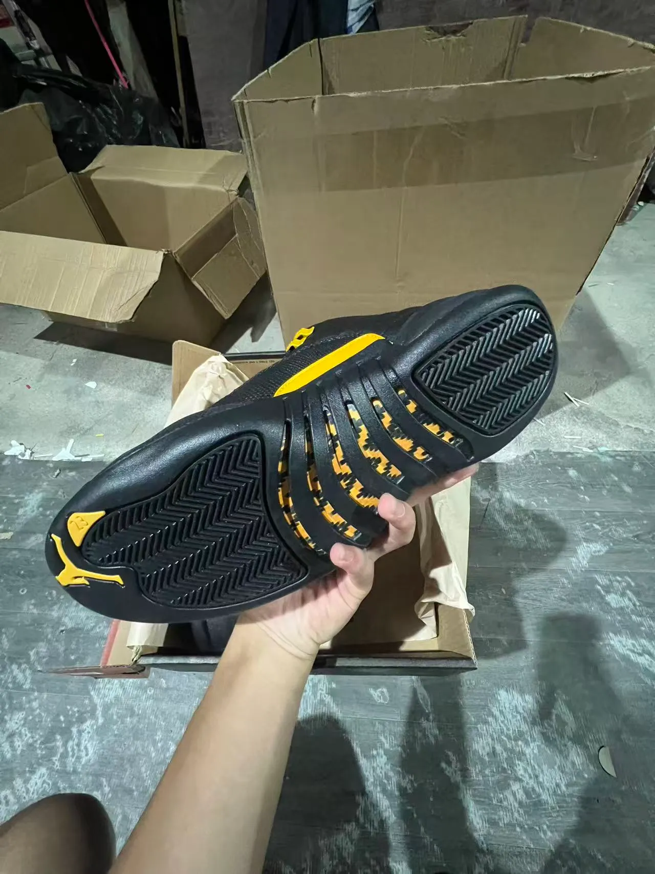 Air Jordan 12 Black Yellow Jumpman Basketball Shoes 6