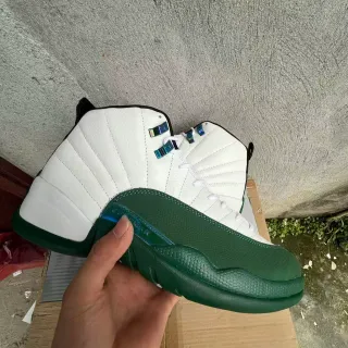 Air Jordan 12 White and Green Basketball Shoes