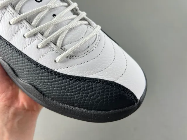 Air Jordan 12 White Black Gold Basketball Shoes 2