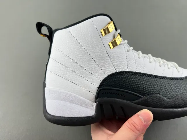 Air Jordan 12 White Black Gold Basketball Shoes 3