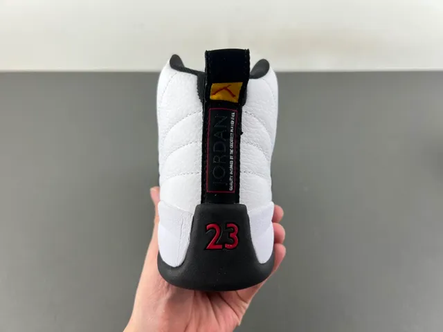 Air Jordan 12 White Black Gold Basketball Shoes 4