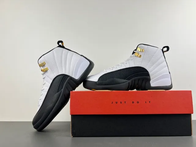 Air Jordan 12 White Black Gold Basketball Shoes 15