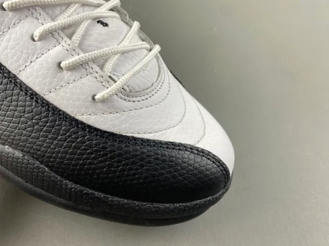 Air Jordan 12 White Black Gold Lace Lock Basketball Shoes 2