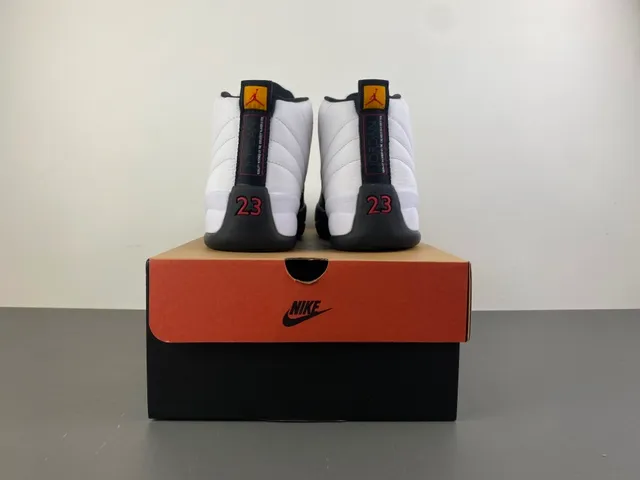 Air Jordan 12 White Black Gold Lace Lock Basketball Shoes 18