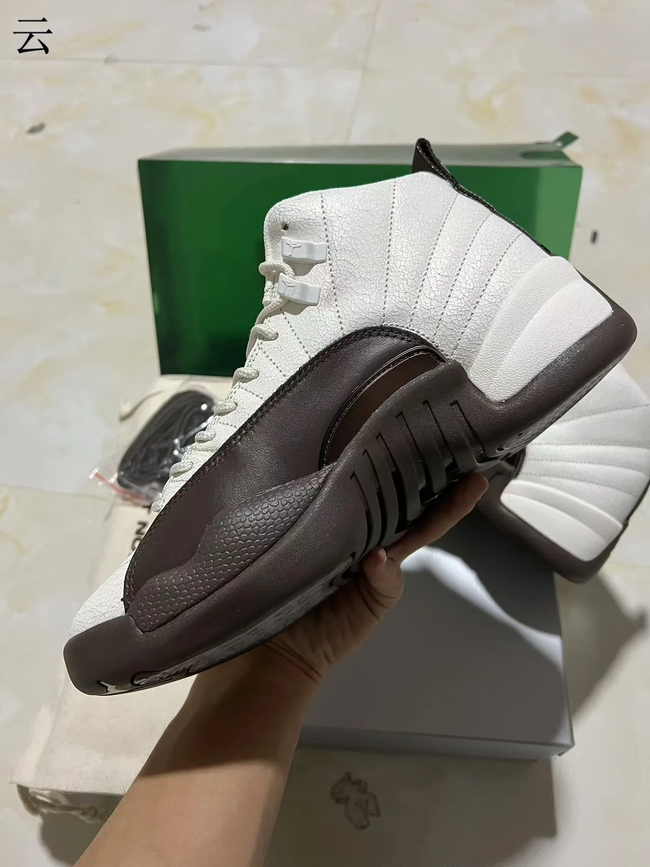 Air Jordan 12 White Chocolate Basketball Shoes 5
