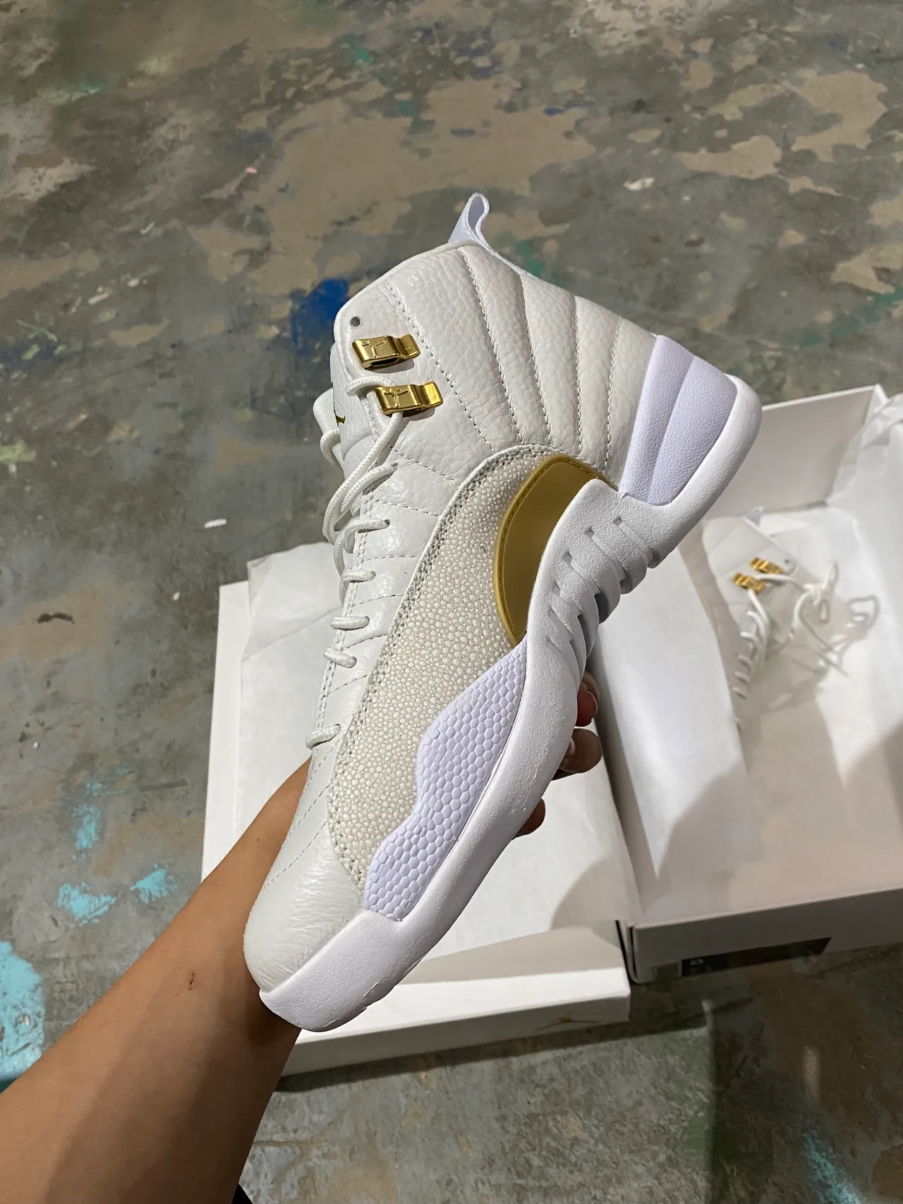 Air Jordan 12 White Gold Basketball Shoes 4