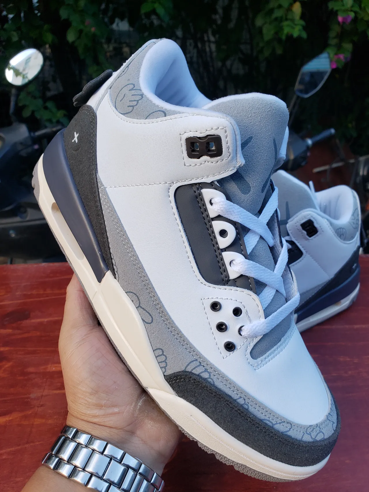 Air Jordan 3 Elephant Print Motif High-Top Basketball Shoes 2