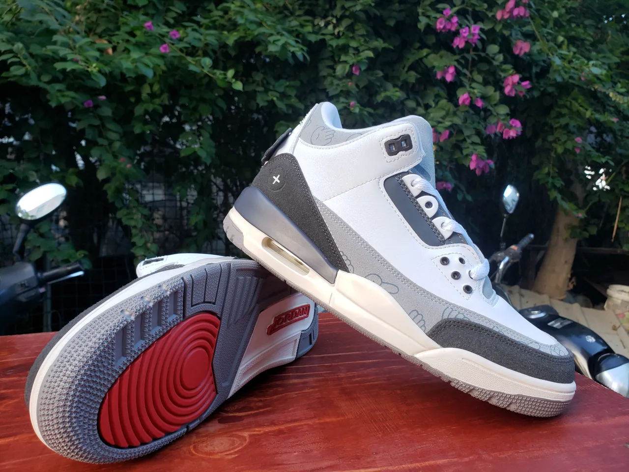 Air Jordan 3 Elephant Print Motif High-Top Basketball Shoes 4