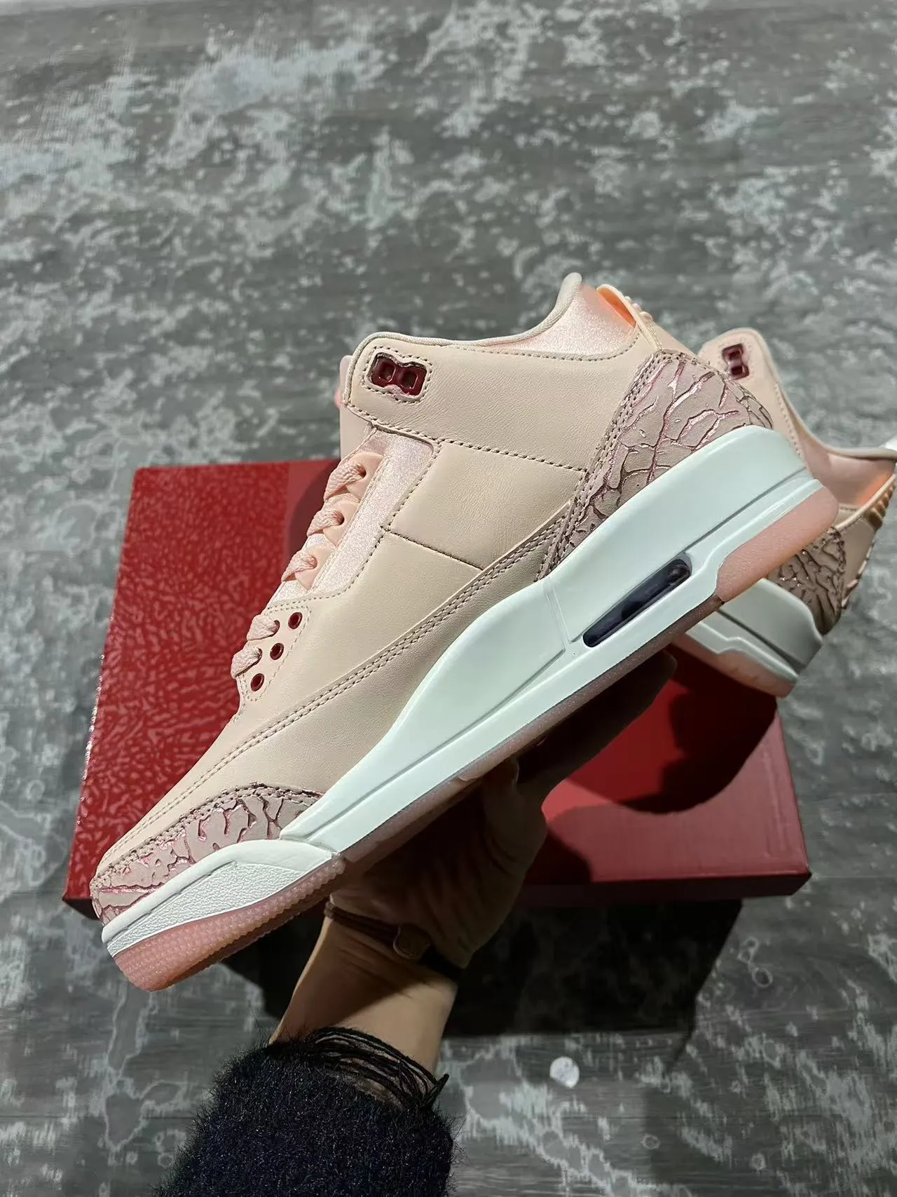Air Jordan 3 Pink Elephant Basketball Shoes 5