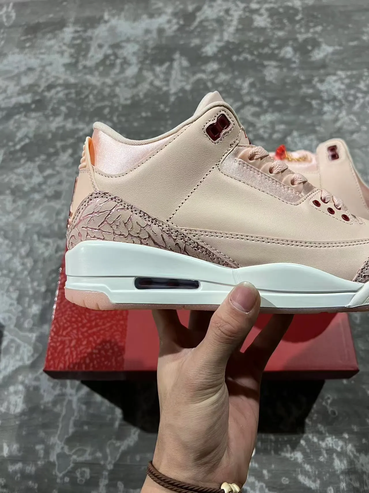 Air Jordan 3 Pink Elephant Basketball Shoes 7