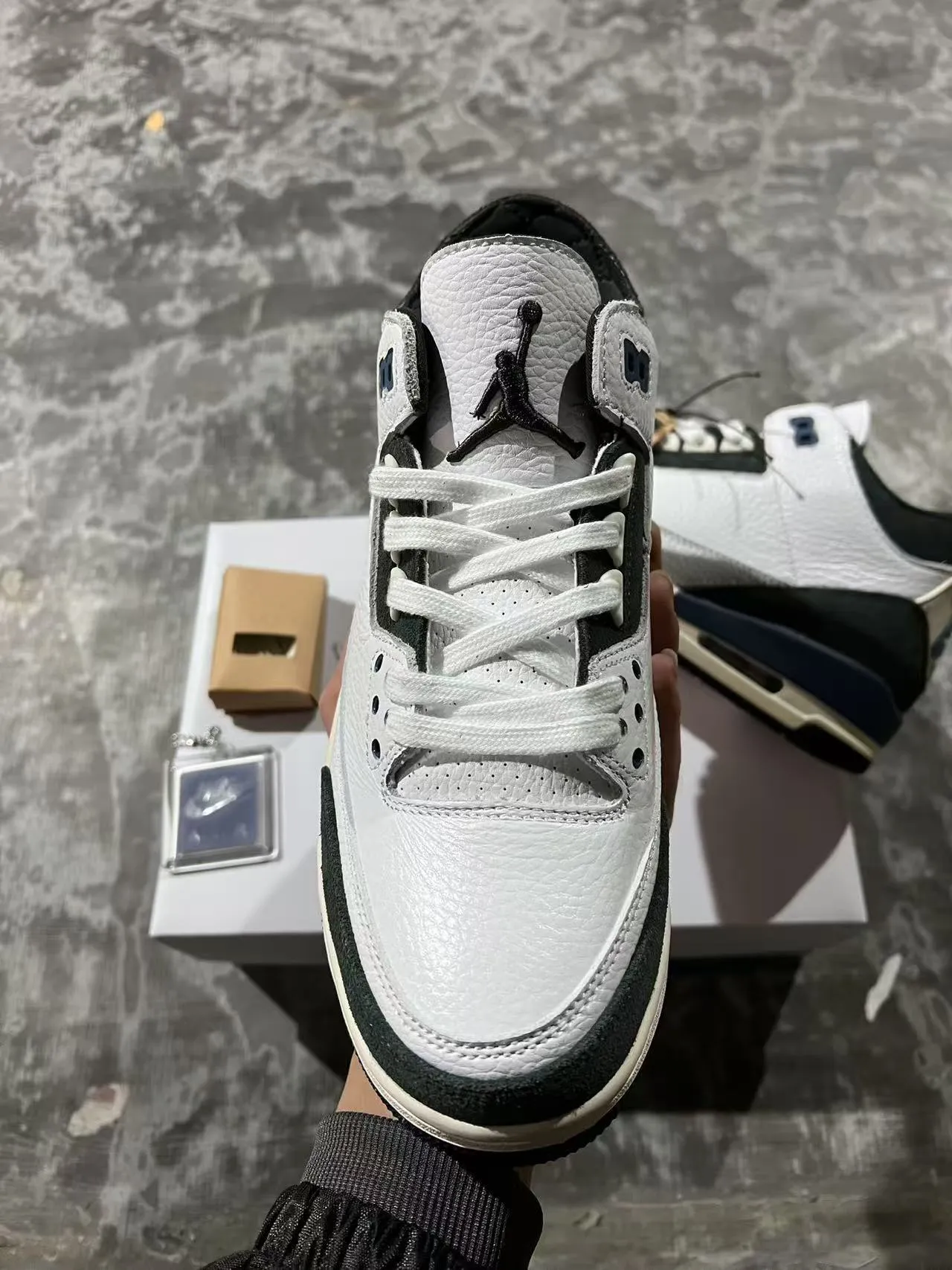 Air Jordan 3 White Black Navy Lifestyle Basketball Shoes 3