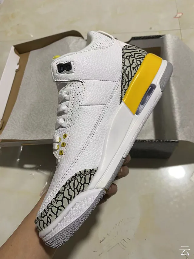 Air Jordan 3 White Yellow Elephant Print Basketball Shoes 4