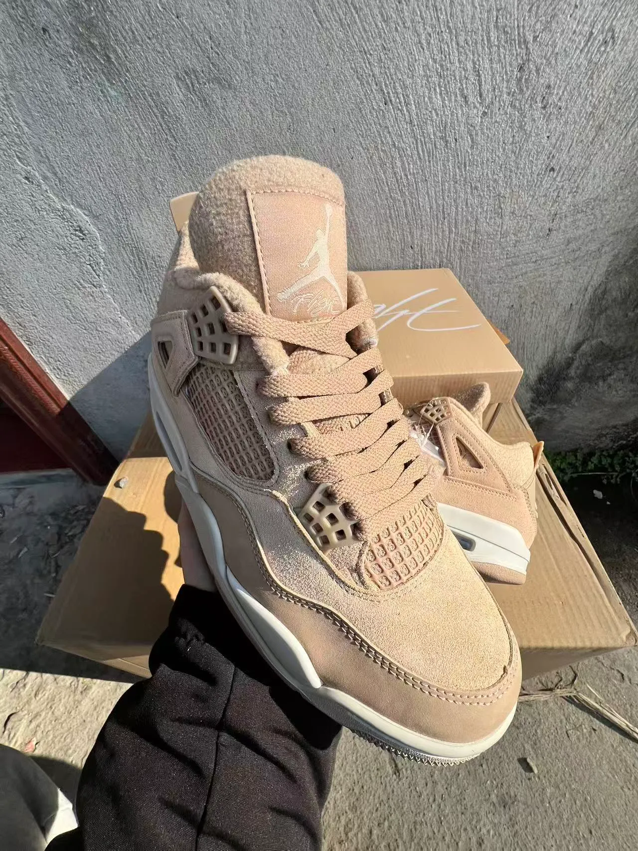 Air Jordan 4 Beige Suede Basketball Shoes 2
