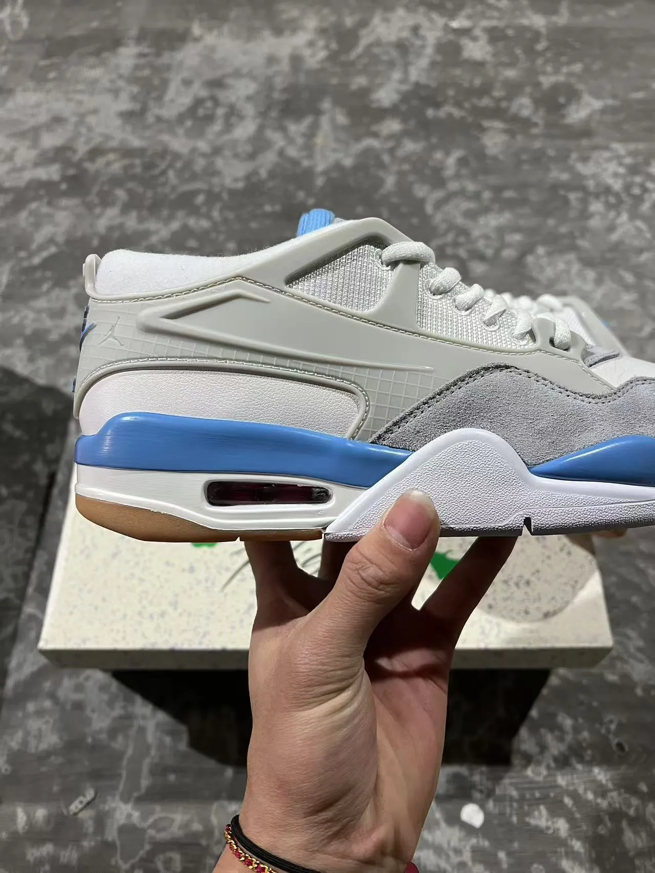 Air Jordan 4 Light Gray Blue Gum Basketball Shoes 7