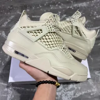 Air Jordan 4 单色米白色篮球鞋
