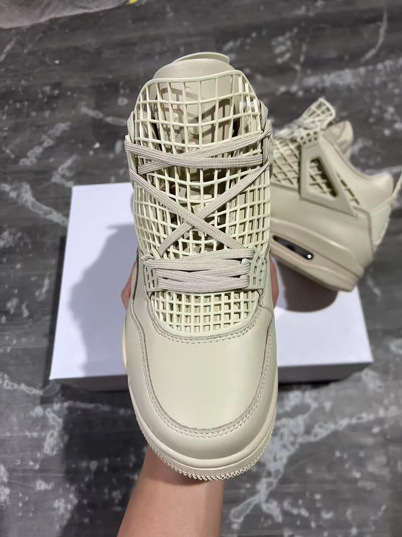 Air Jordan 4 Monochromatic Off-White Basketball Shoes 3