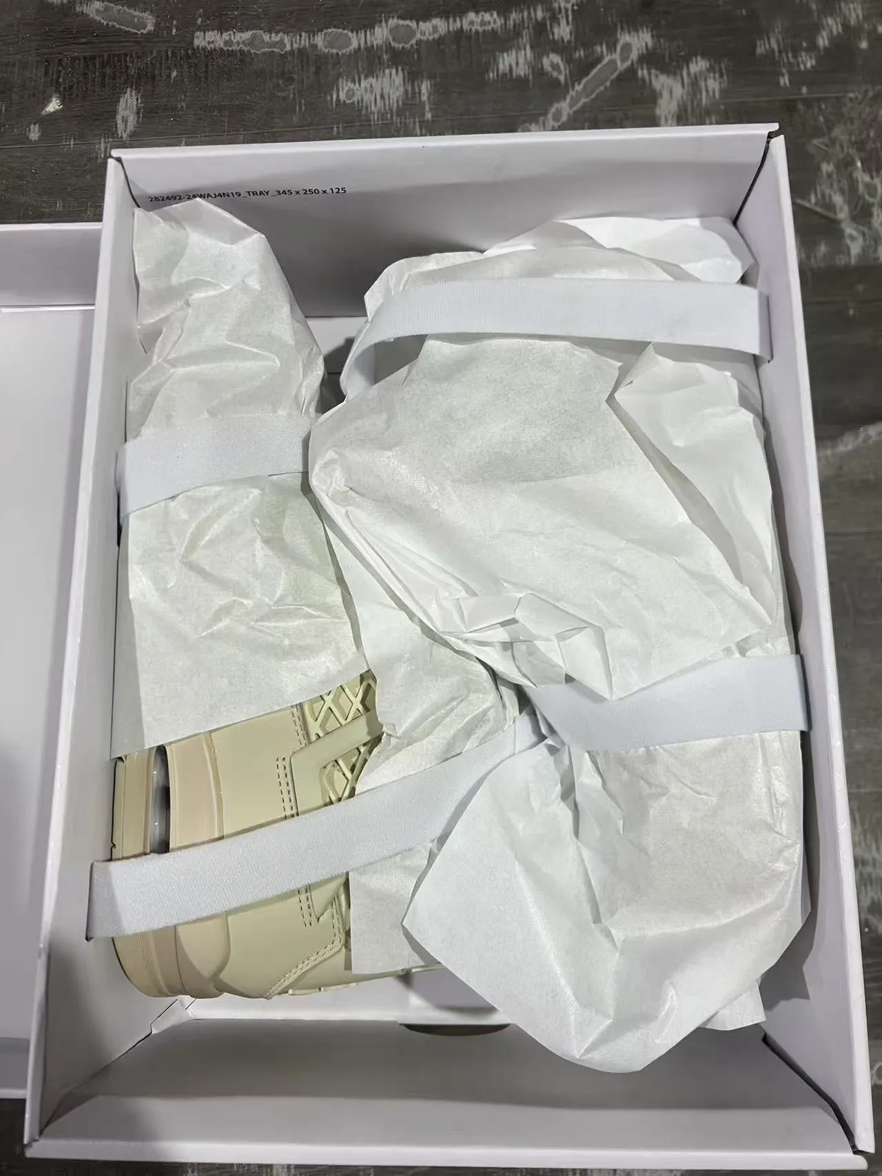 Air Jordan 4 Monochromatic Off-White Basketball Shoes 10