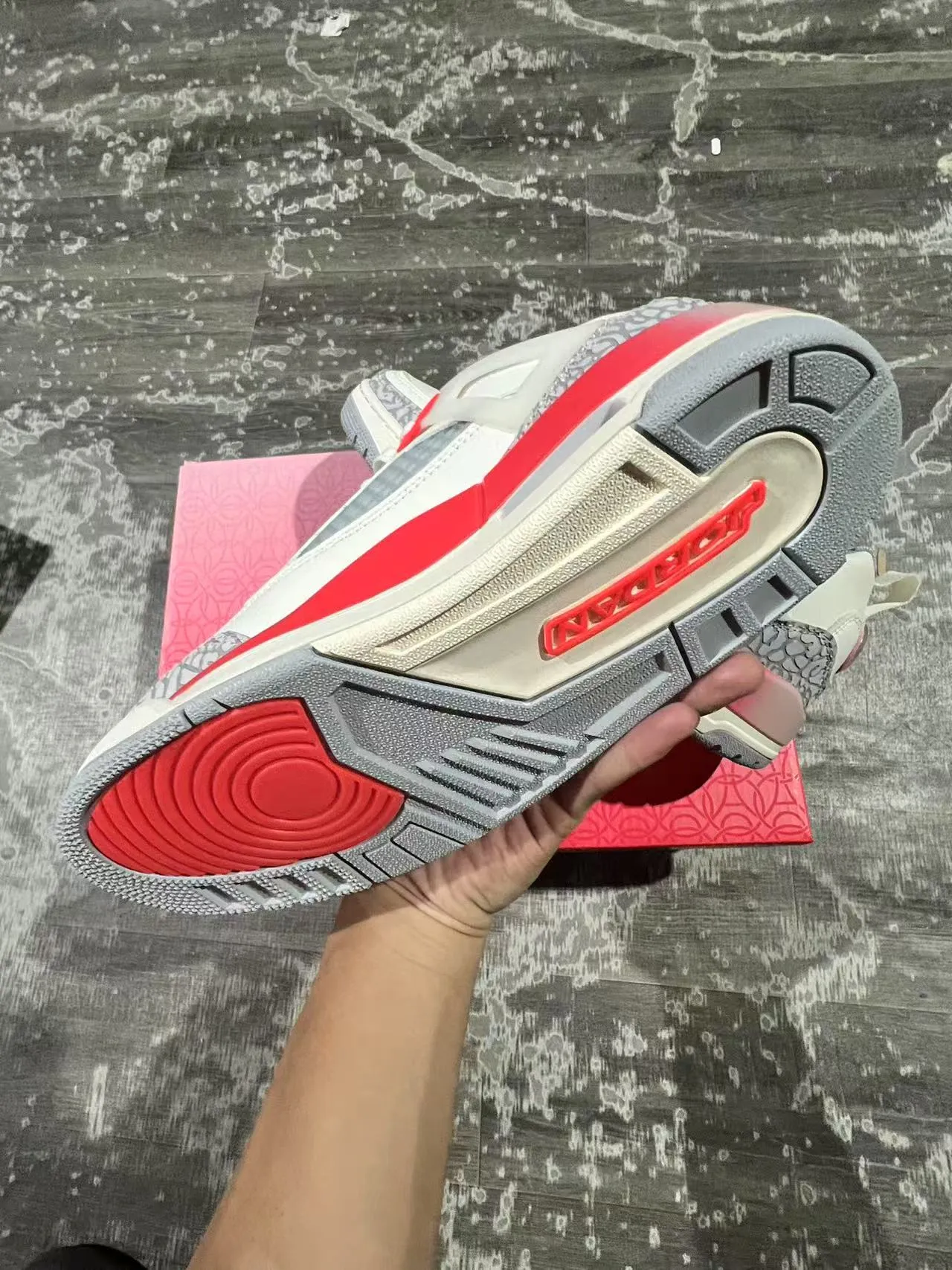 Air Jordan 4 Off-White Red Elephant Lifestyle Sneakers 6