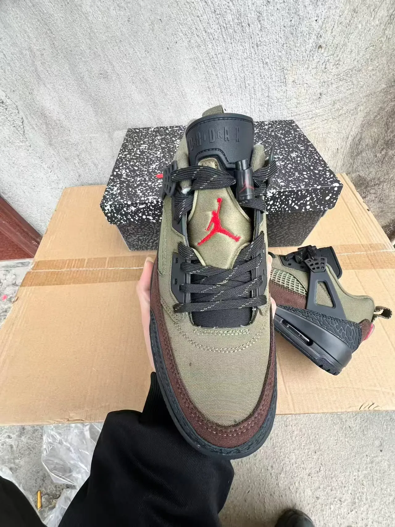Air Jordan 4 Chaussures de Basketball Imprimé Éléphant Marron Olive 3