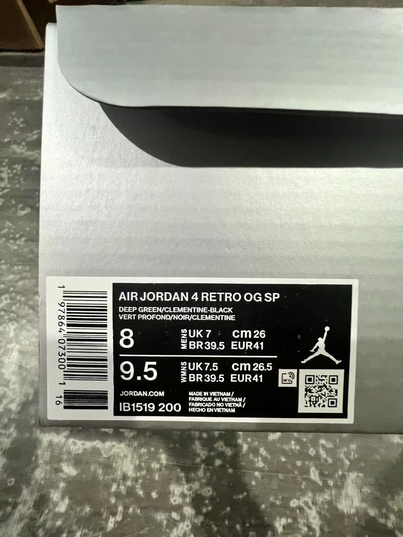 Chaussures de basketball Air Jordan 4 vert olive, noir et blanc 10