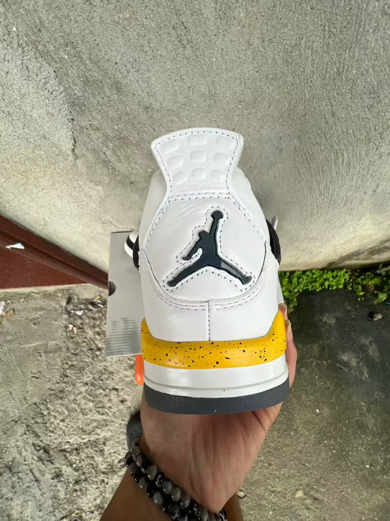 Air Jordan 4 chaussures de basketball blanc noir jaune moucheté 8