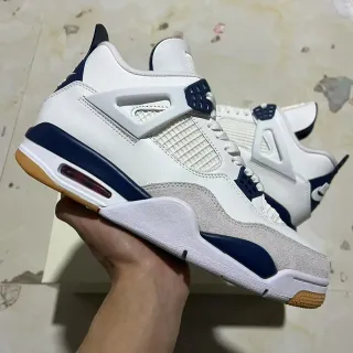 Air Jordan 4 白 Navy Gum 篮球鞋