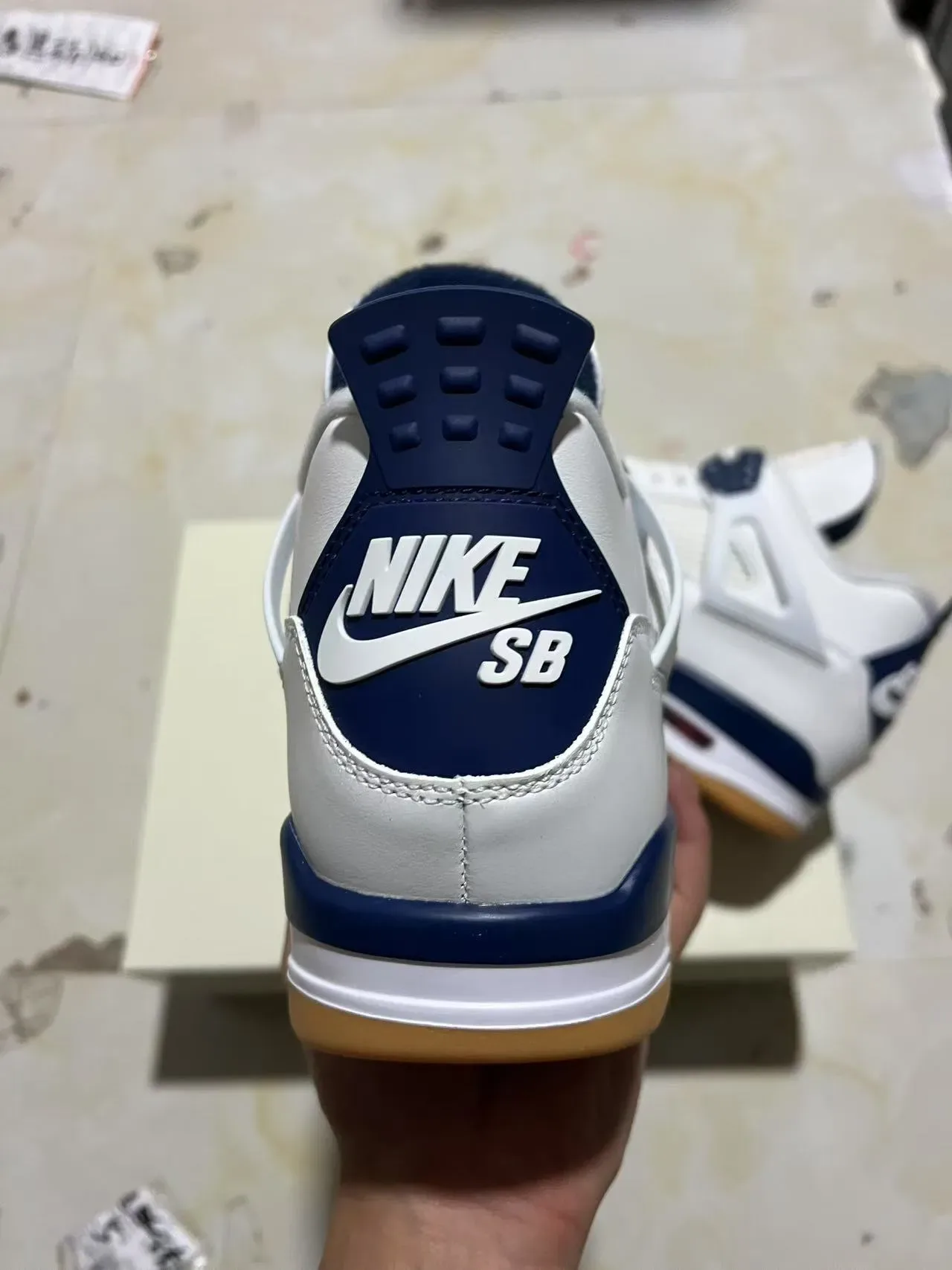 Air Jordan 4 Blanc Navy Gum Chaussures de basketball 8