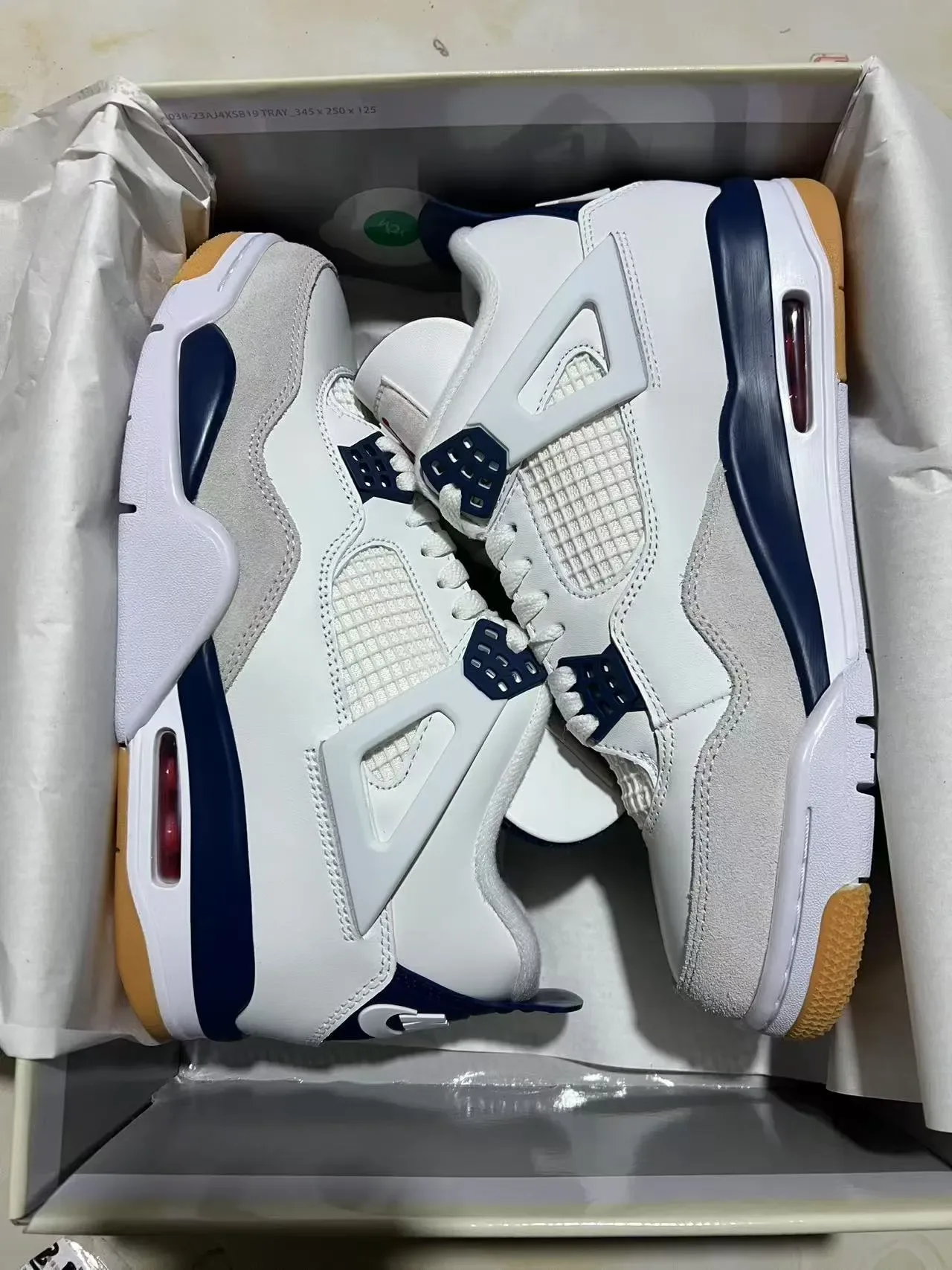 Air Jordan 4 Blanc Navy Gum Chaussures de basketball 9