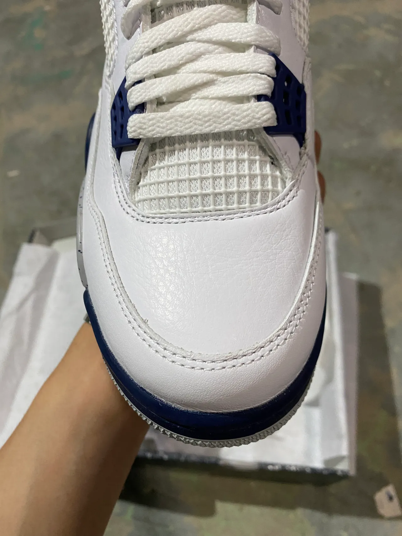 Air Jordan 4 White Navy Speckled Basketball Shoes 3