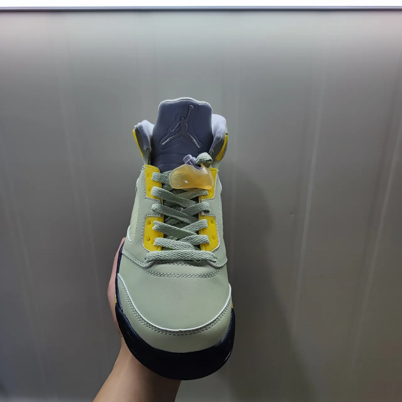 Air Jordan 5 Mint Yellow Navy Tênis de Basquete 2