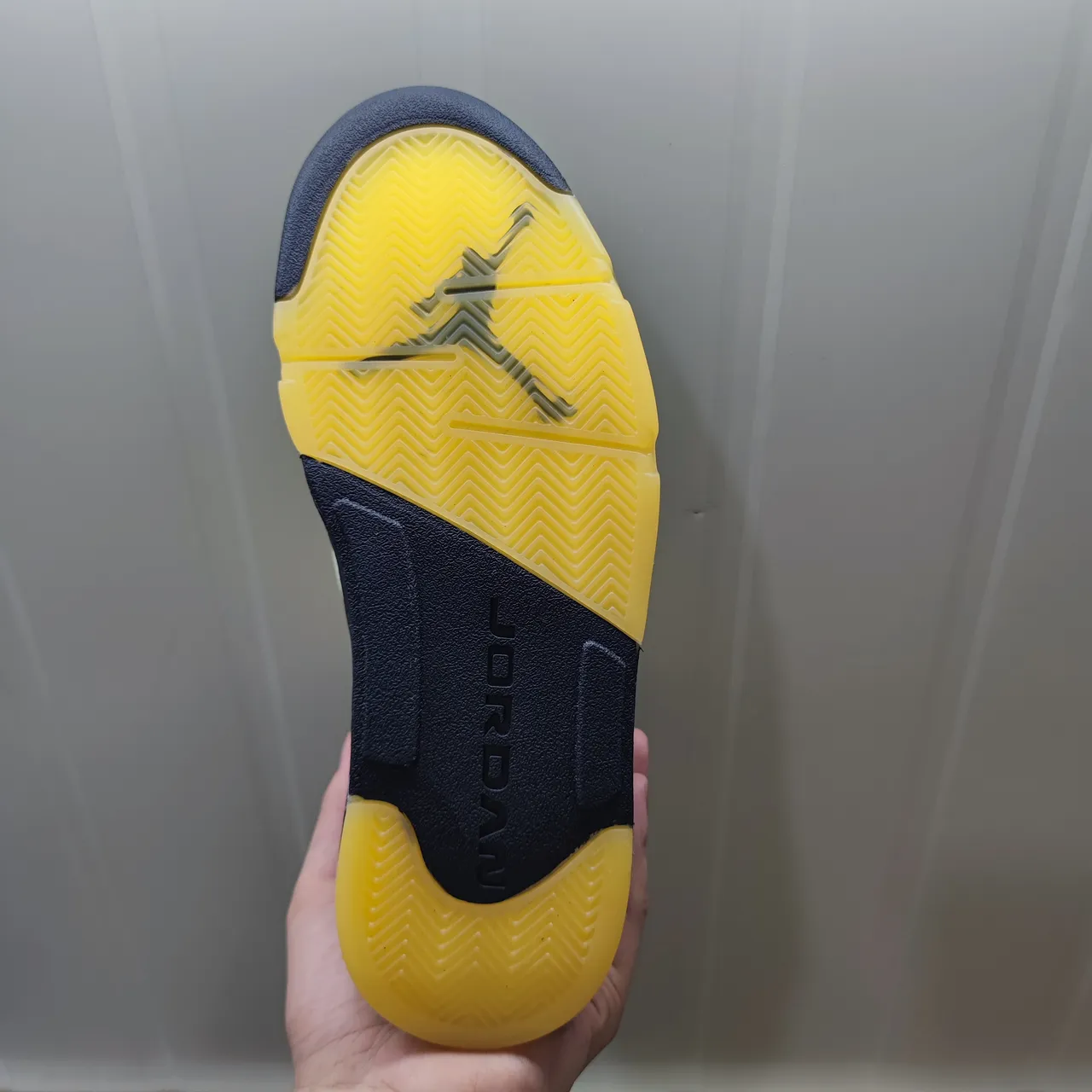 Air Jordan 5 Mint Yellow Navy Tênis de Basquete 3