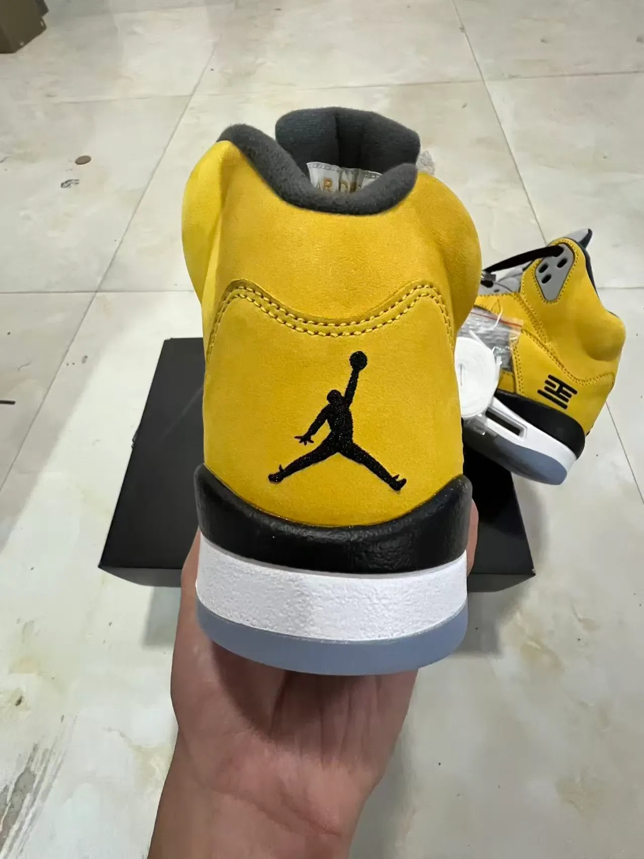 Air Jordan 5 Amarillo Negro Gris Zapatos de Baloncesto 8