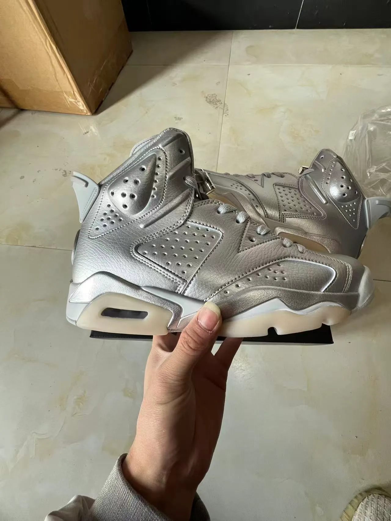 Air Jordan 6 Metallic Silver High-Top Basketball Shoes 7