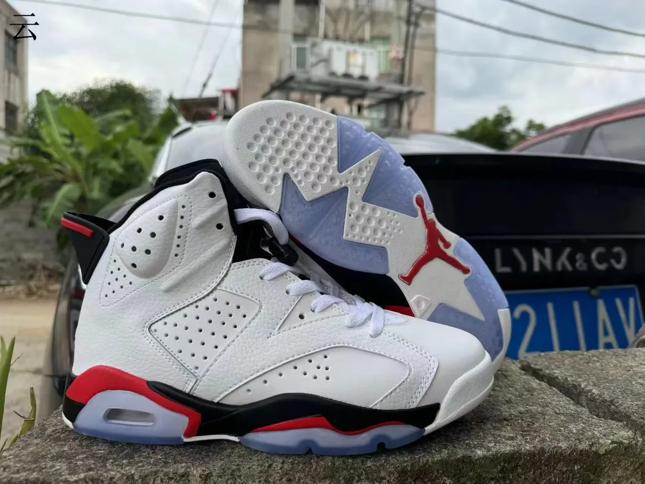 Air Jordan 6 Chaussures de Basketball Blanc Noir Rouge 3