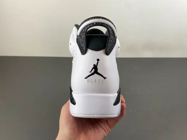 Air Jordan 6 White Black Speckled Basketball Shoes 4