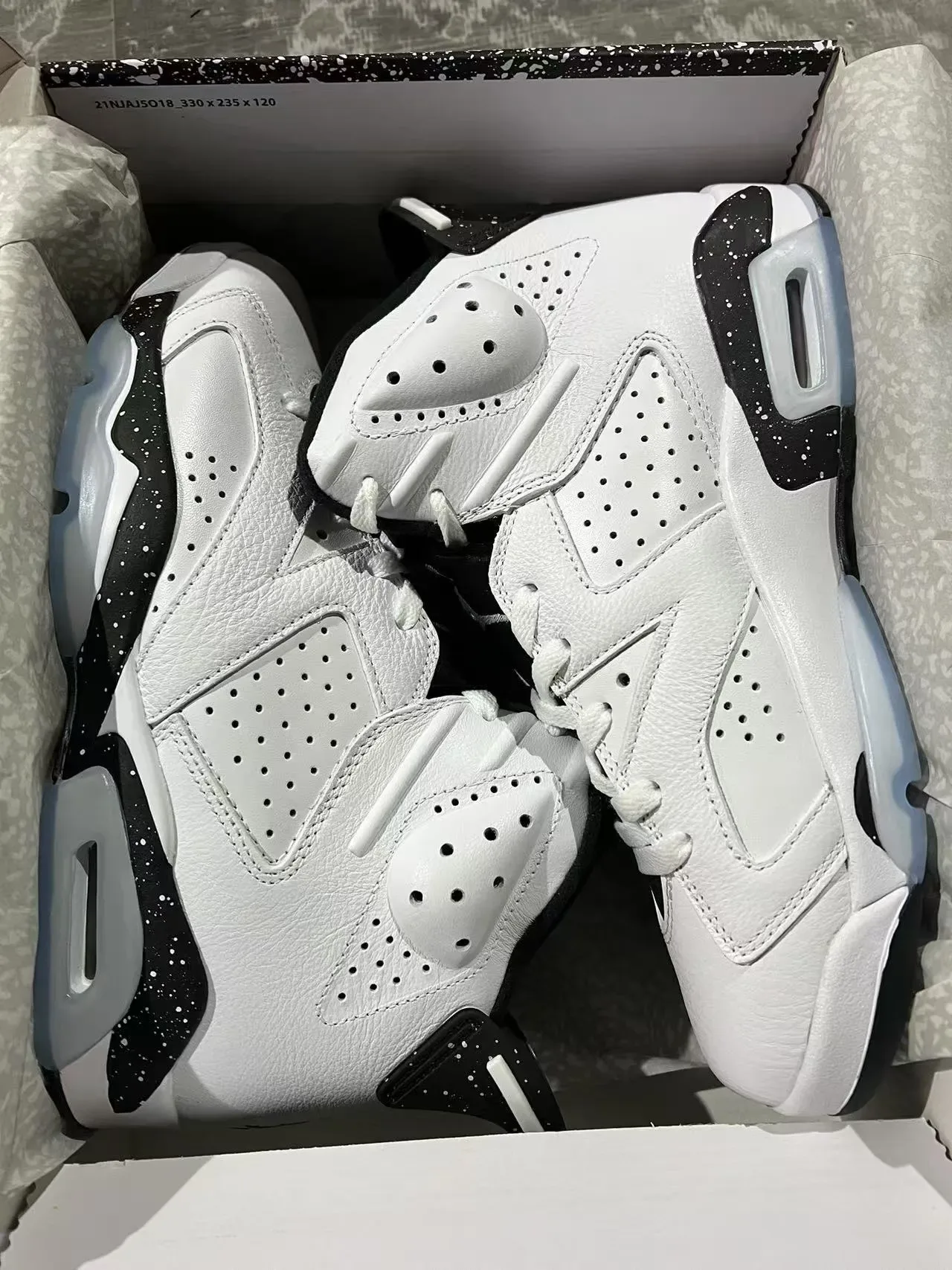 Air Jordan 6 White Black Speckled Midsole Basketball Shoes 9