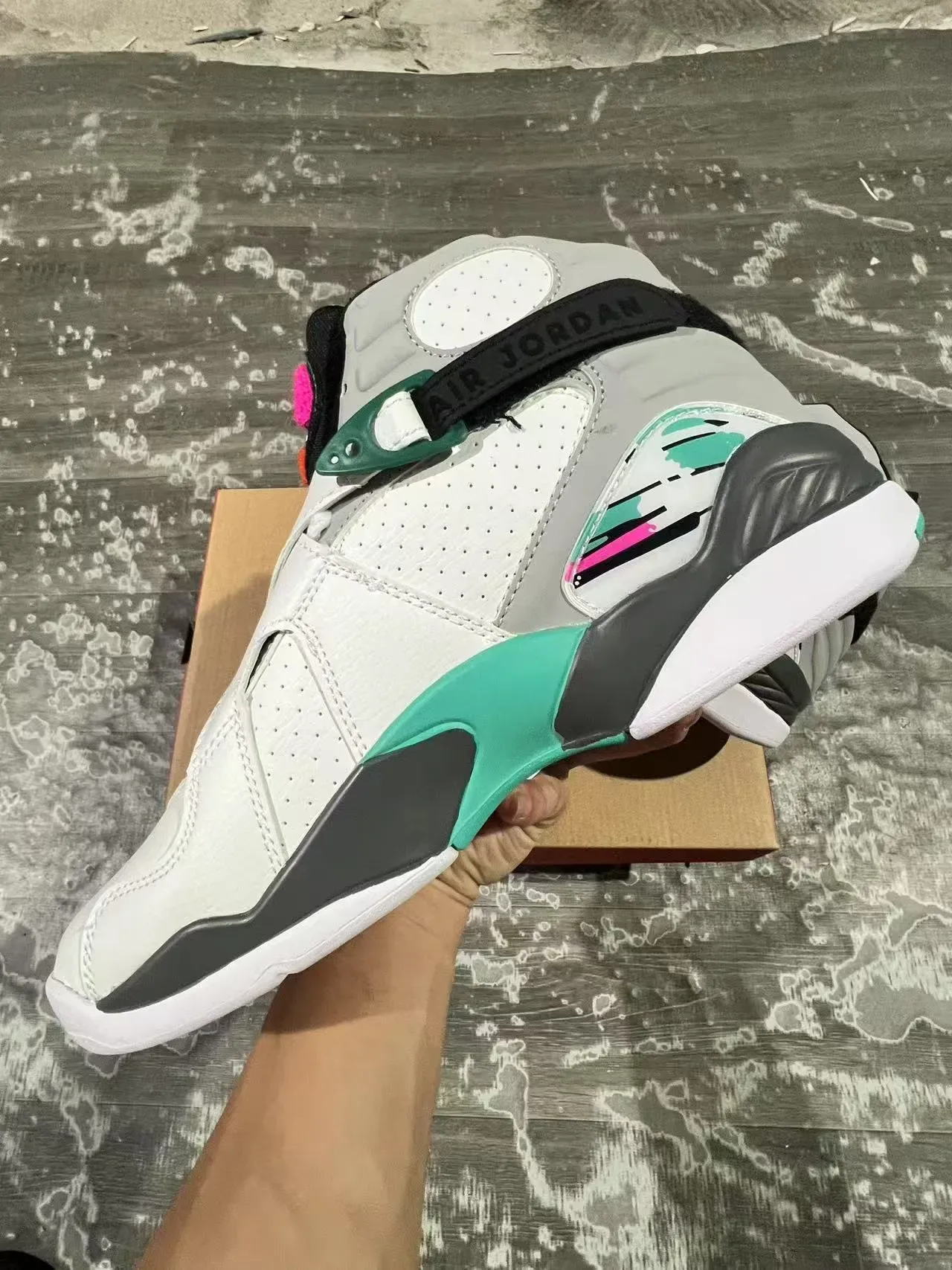 Air Jordan 8 Blanc Turquoise Rose Noir Chaussures de Basketball 5
