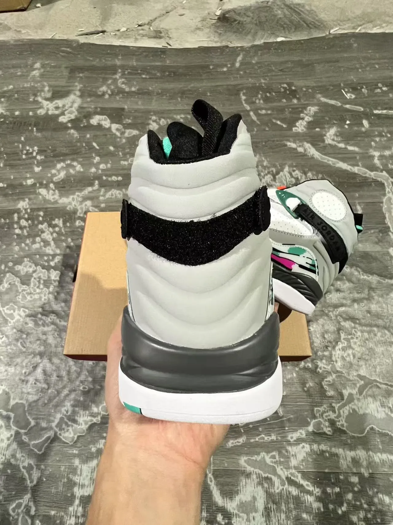 Air Jordan 8 Blanc Turquoise Rose Noir Chaussures de Basketball 8