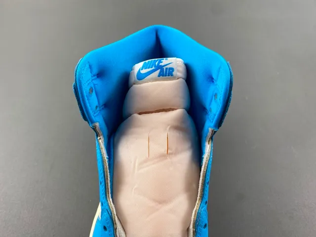 Air Jordan Blue Beige High-Top Leather Upper Basketball Shoes 6