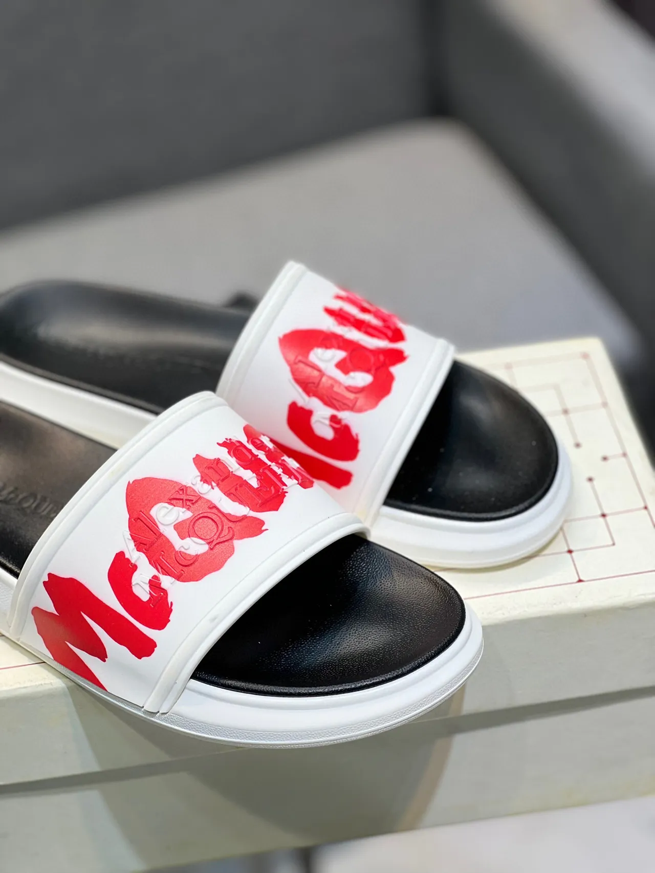 Alexander McQueen McQ Slide White Red Black Slippers 9