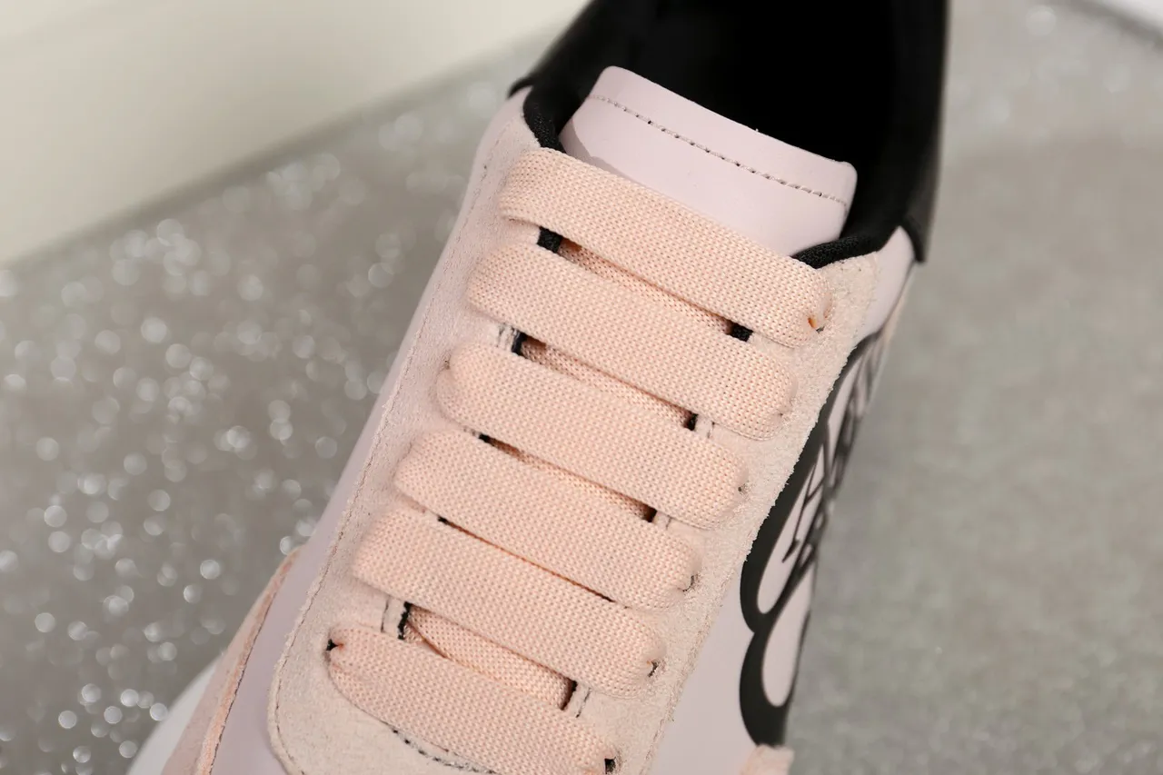 Alexander McQueen Zapatillas oversized rosa ante Lifestyle Sneakers 3
