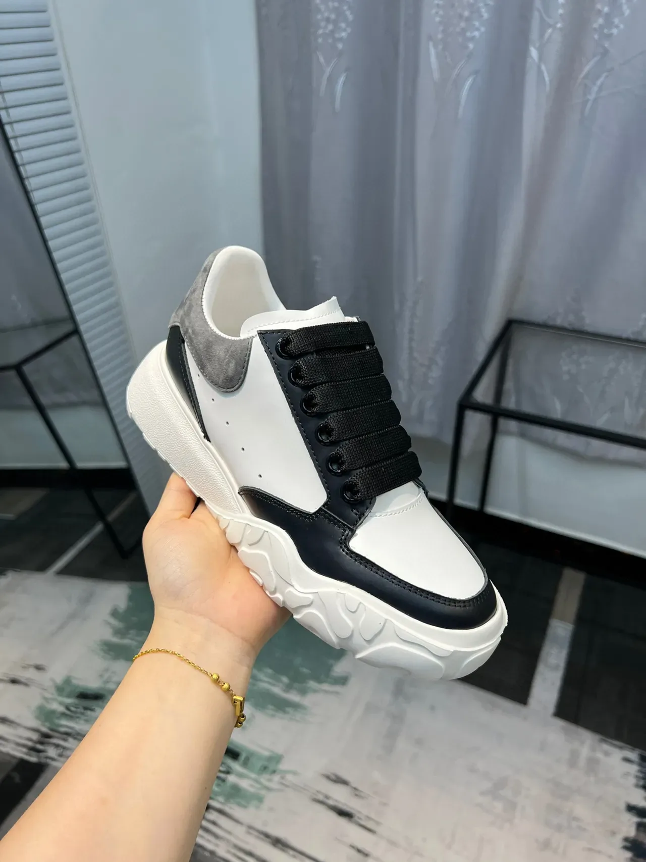 Alexander McQueen Oversized Sneaker White Black Gray Chunky Sneakers 6