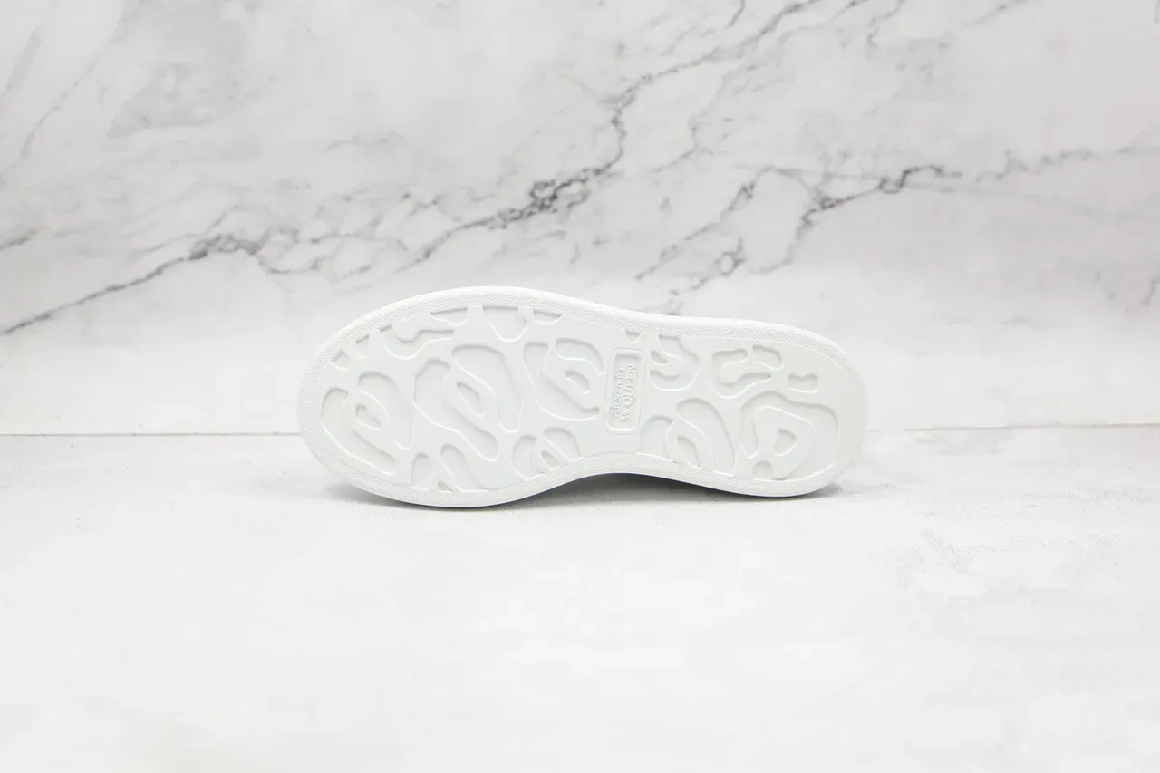Alexander McQueen Oversized Sneaker White Black Platform Sole Minimal Perforated Vamp Lifestyle Sneakers 5