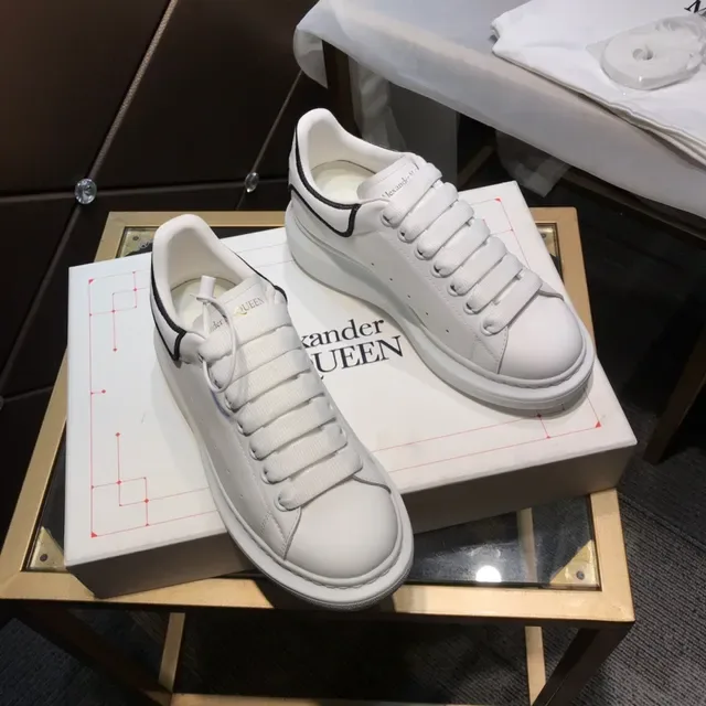 Alexander McQueen Oversized Sneaker White Black Sole Smooth Leather Lifestyle Sneakers 7
