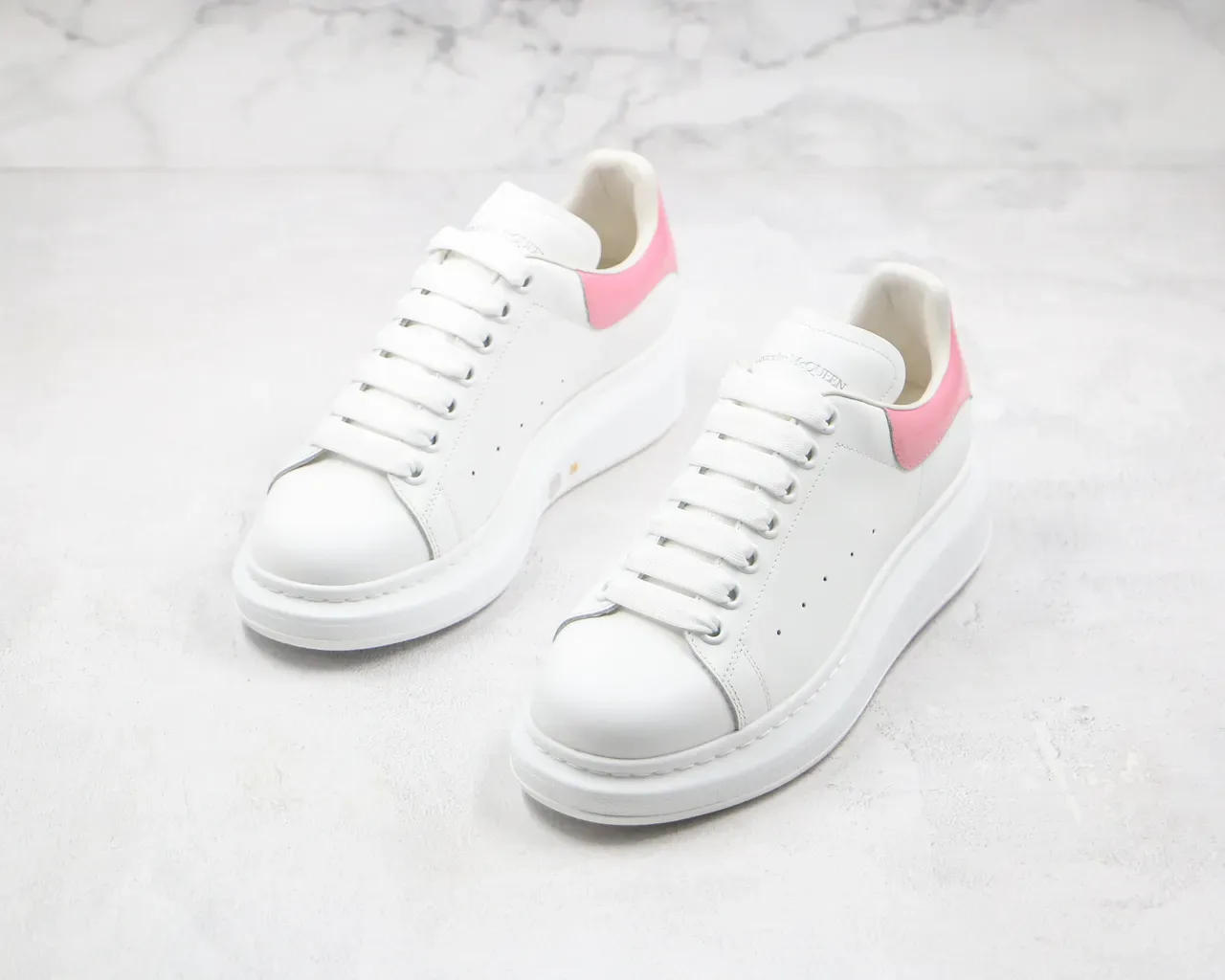 Alexander McQueen Oversized Sneaker White Pink Low-Top Platform Sole Lifestyle Sneakers 9