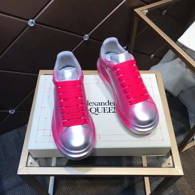 Alexander McQueen Pink Red Oversized Platform Sole Gradient Metallic Upper Lifestyle Sneakers 7